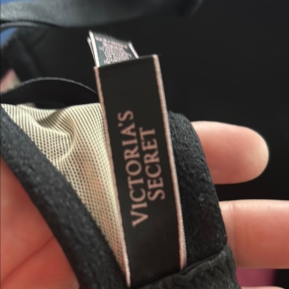 Victoria’s Secret very sexy push-up sz 34DD - Picture 4 of 6